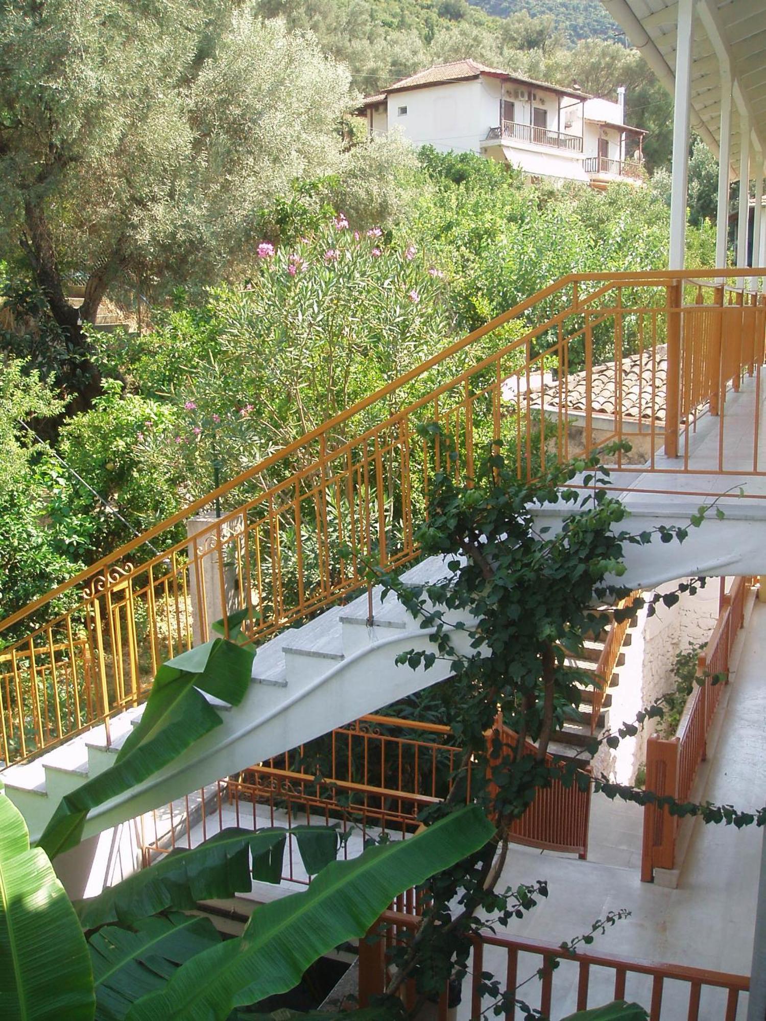 Kostas Ii