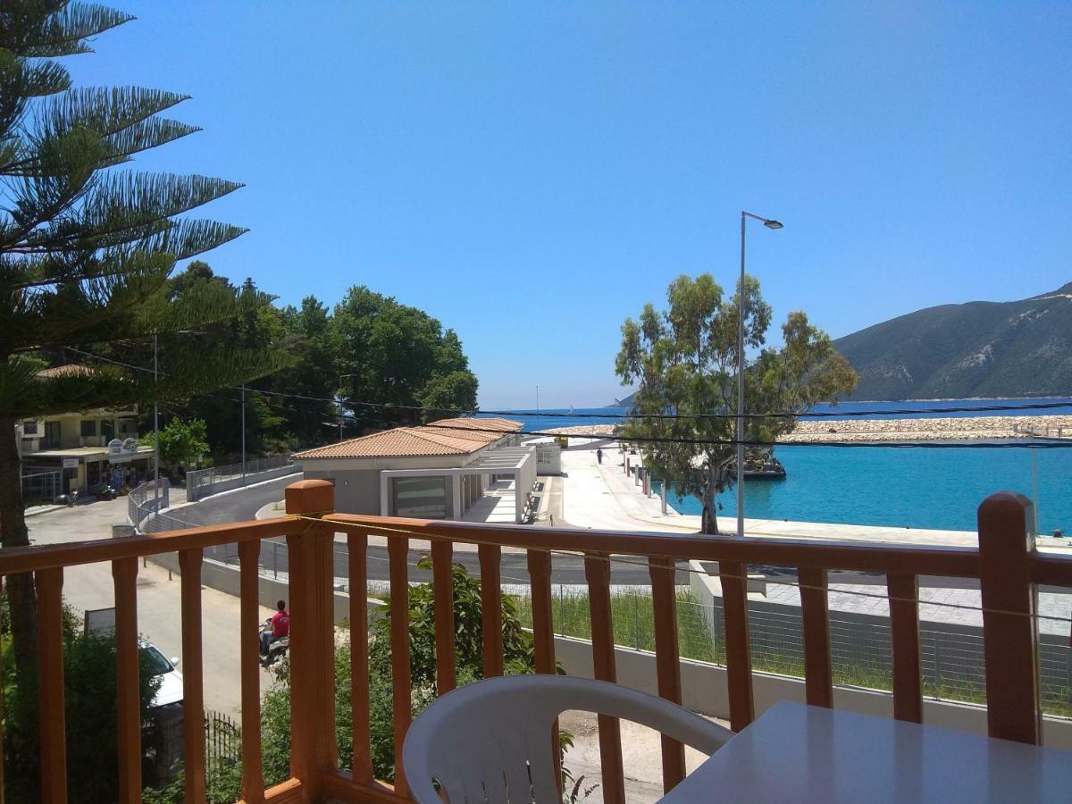 Kostas Ii * Vasilikí